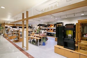 江原仏具店シーモール店は下関駅より徒歩6分