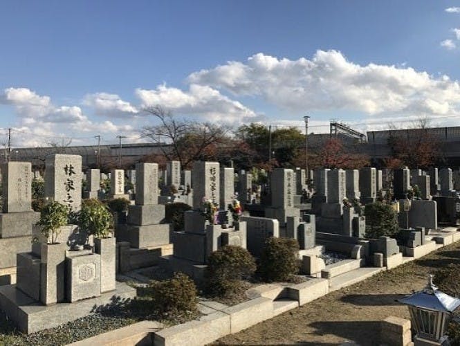 弥生ケ丘墓園