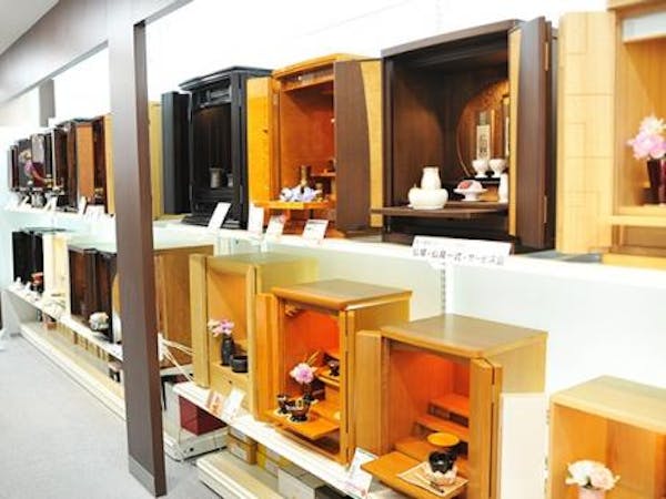 コンパクトな上置き型の小型仏壇は色・柄・サイズとも豊富な品揃え