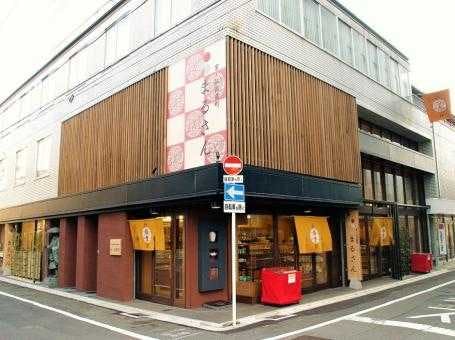 株）上田法衣仏具店(京都府京都市中京区)｜クチコミ掲載数1件｜いい仏壇